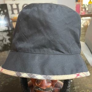 Unisex Burberry Bucket Hat